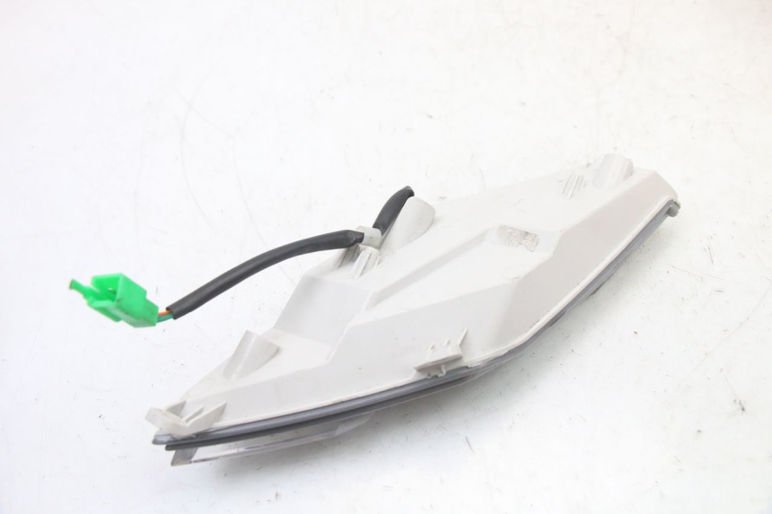 photo de LEWY PRZEDNI KIERUNKOWSKAZ PEUGEOT TWEET 4T 50 (2023 - 2025) - Punkty mocowania