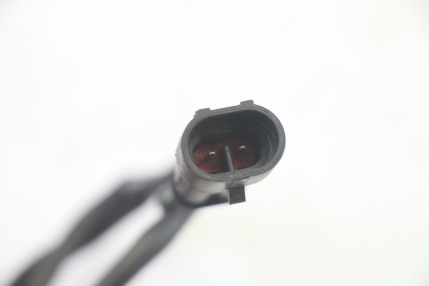 photo de KIERUNKOWSKAZ PRZEDNI LEWY LIGIER PULSE 3 1 (2014 - 2020) - Zbliżenie techniczne