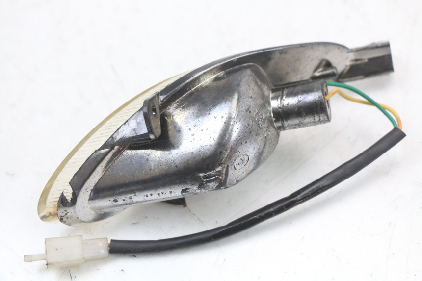 photo de KIERUNKOWSKAZ PRZEDNI LEWY TNT MOTOR ROMA 10' 2T 50 (2011 - 2018) - Punkty mocowania