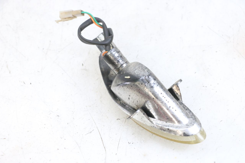 photo de LEWY PRZEDNI KIERUNKOWSKAZ TNT MOTOR ROMA 10' 4T 50 (2019 - 2022) - Zoom stanu zużycia