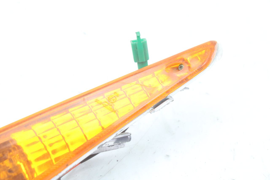 photo de LEWY PRZEDNI KIERUNKOWSKAZ HONDA SCV LEAD 100 (2003 - 2007) - Zoom stanu zużycia