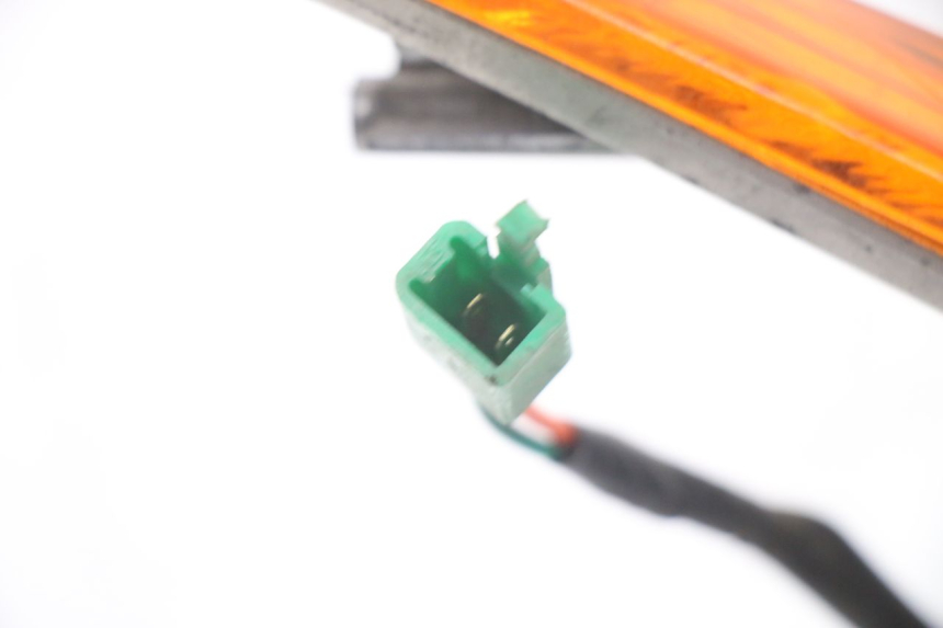 photo de LEWY PRZEDNI KIERUNKOWSKAZ HONDA SCV LEAD 100 (2003 - 2007) - Część sprawdzona