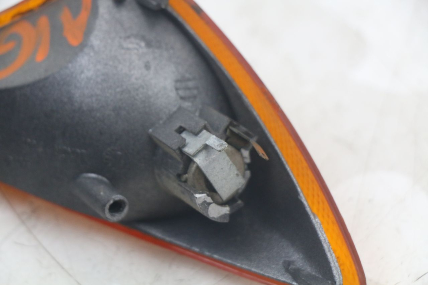 photo de LEWY PRZEDNI KIERUNKOWSKAZ PEUGEOT SPEEDFIGHT 100 (1997 - 2007) - Punkty mocowania