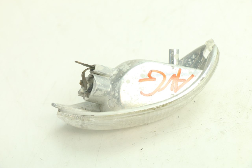 photo de KIERUNKOWSKAZ PRZEDNI LEWY GILERA STALKER 50 (2004 - 2014) - Zoom stanu zużycia