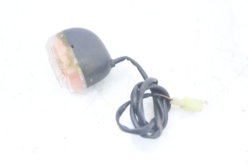 photo de KIERUNKOWSKAZ PRZEDNI LEWY MBK STUNT NAKED 50 (2004 - 2018) - Zbliżenie techniczne