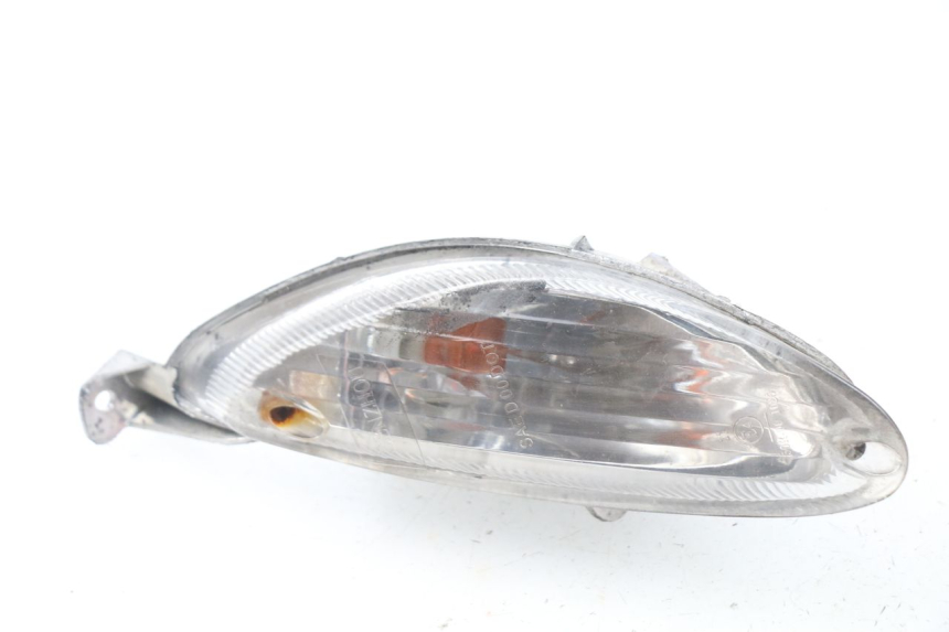 photo de KIERUNKOWSKAZ PRZEDNI LEWY JM MOTORS SUNNY 50 (2017 - 2020) - Stan powierzchni