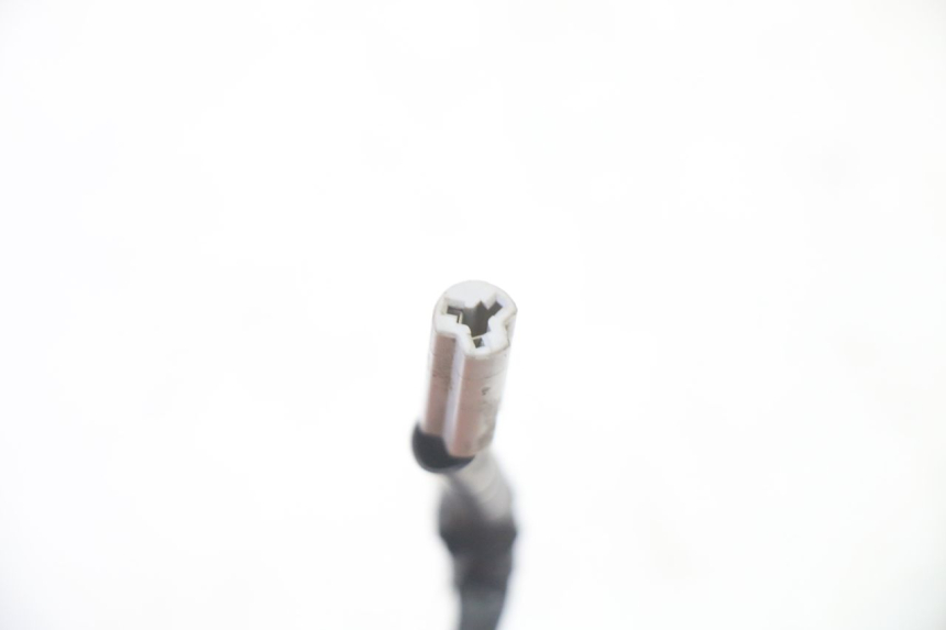 photo de KIERUNKOWSKAZ PRZEDNI LEWY YAMAHA TDM ABS 900 (2002 - 2014) - Zbliżenie techniczne