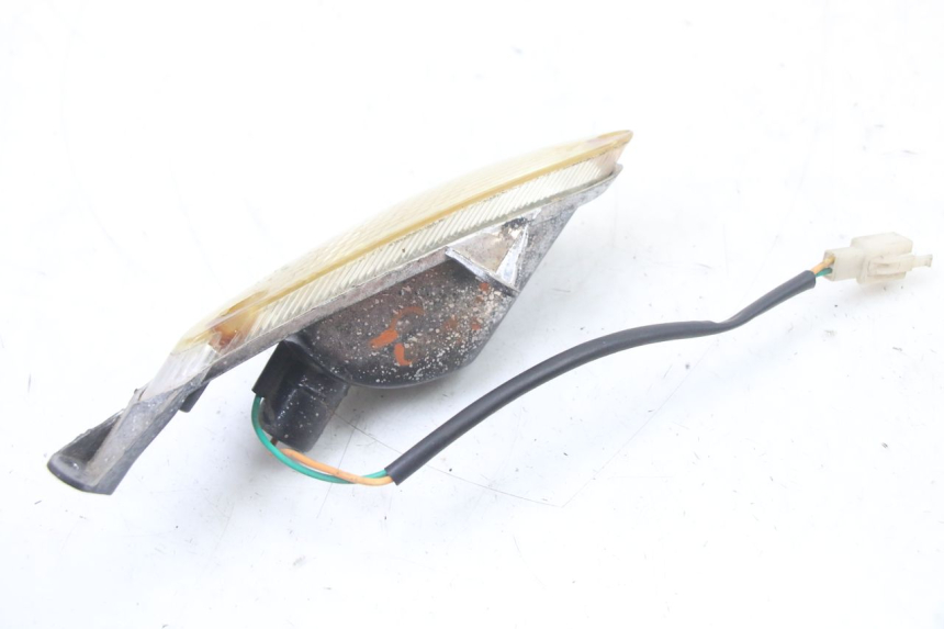 photo de KIERUNKOWSKAZ PRZEDNI LEWY TNT MOTOR ROMA 10' 2T 50 (2011 - 2018) - Zoom stanu zużycia