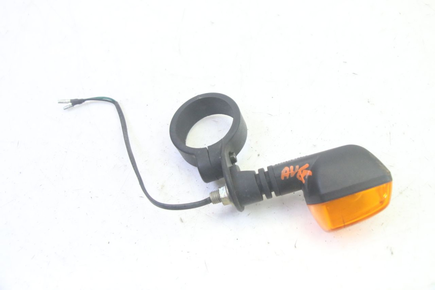 photo de KIERUNKOWSKAZ PRZEDNI LEWY KSR TR SM 50 (2015 - 2018) - Zoom stanu zużycia