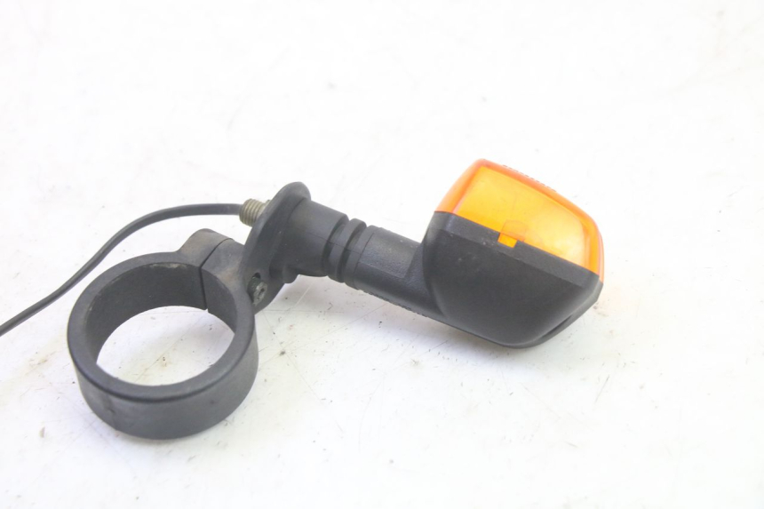 photo de KIERUNKOWSKAZ PRZEDNI LEWY KSR TR SM 50 (2015 - 2018) - Zbliżenie techniczne