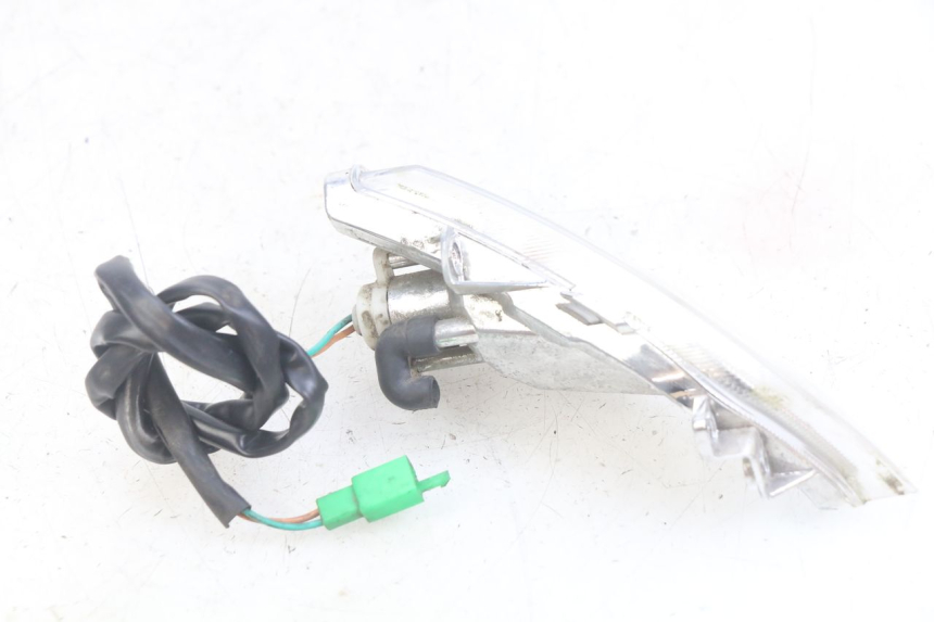 photo de KIERUNKOWSKAZ PRZEDNI LEWY PEUGEOT TWEET 4T 50 (2018 - 2022) - Stan powierzchni