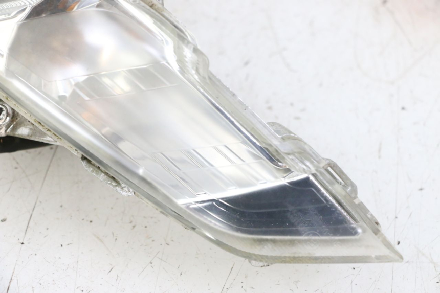 photo de KIERUNKOWSKAZ PRZEDNI LEWY PEUGEOT TWEET 4T 50 (2014 - 2019) - Szczegół części