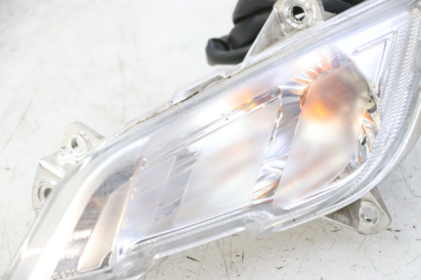 photo de LEWY PRZEDNI KIERUNKOWSKAZ PEUGEOT TWEET PRO CARGO 50 (2018 - 2022) - Zoom stanu zużycia