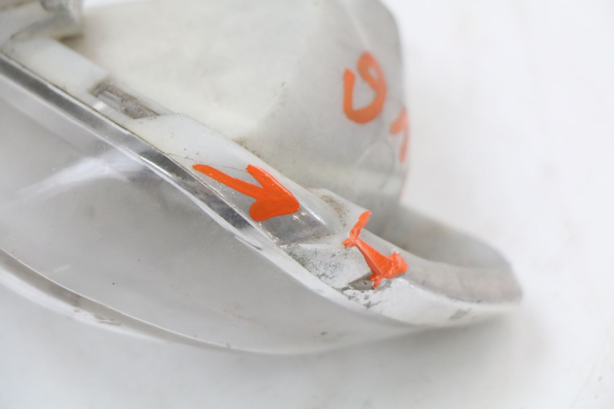 photo de KIERUNKOWSKAZ PRZEDNI LEWY BEELINE VELOCE 4T 50 (2011 - 2020) - Inny kąt widzenia