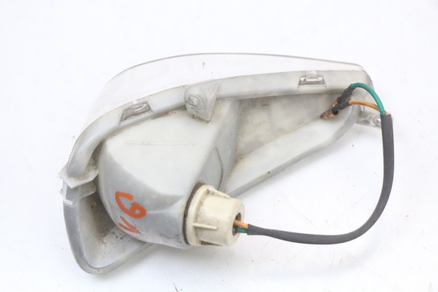 photo de KIERUNKOWSKAZ PRZEDNI LEWY BEELINE VELOCE 4T 50 (2011 - 2020) - Zbliżenie techniczne