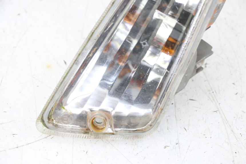 photo de KIERUNKOWSKAZ PRZEDNI LEWY PIAGGIO VESPA GTS SUPER IE 125 (2009 - 2016) - Widok ogólny