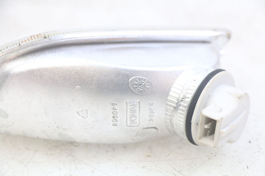 photo de LEWY PRZEDNI KIERUNKOWSKAZ PIAGGIO VESPA S 2T 50 (2007 - 2014) - Szczegół części