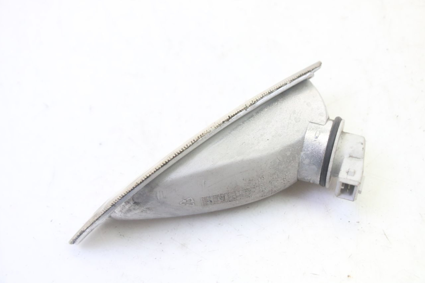 photo de LEWY PRZEDNI KIERUNKOWSKAZ PIAGGIO VESPA S 2T 50 (2007 - 2014) - Zoom stanu zużycia