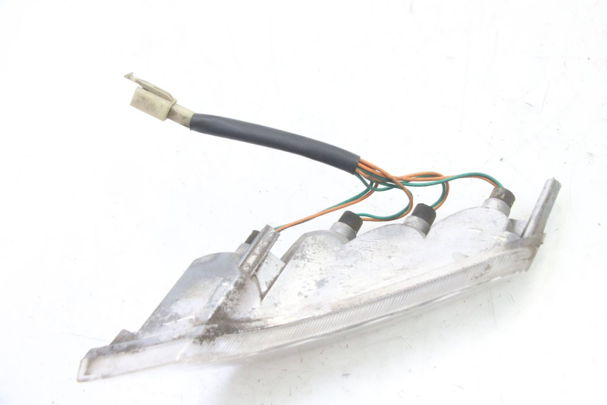 photo de LEWY PRZEDNI KIERUNKOWSKAZ PEUGEOT VIVACITY NEW 2T 50 (2008 - 2017) - Zoom stanu zużycia