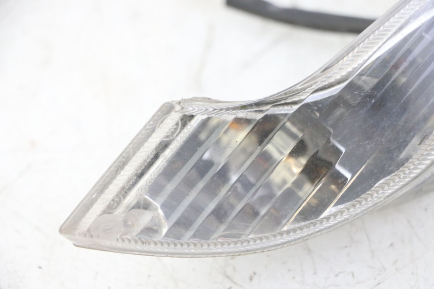 photo de LEWY PRZEDNI KIERUNKOWSKAZ PEUGEOT VIVACITY NEW 4T 50 (2008 - 2017) - Stan powierzchni