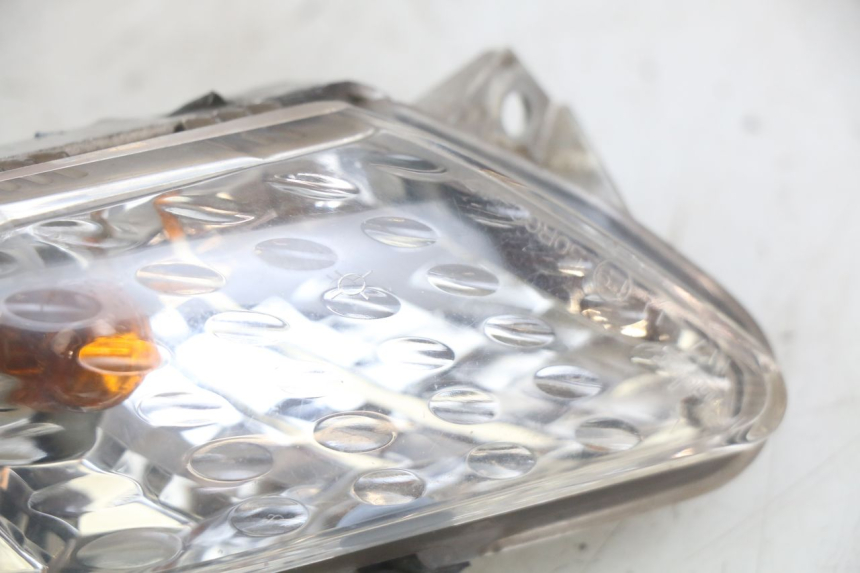 photo de LEWY PRZEDNI KIERUNKOWSKAZ YAMAHA X-MAX XMAX 250 (2006 - 2009) - Szczegół części