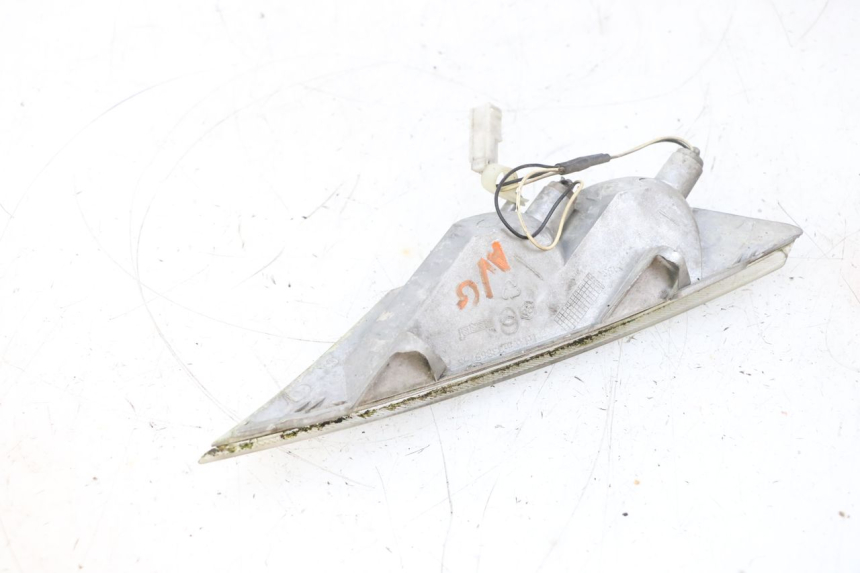 photo de KIERUNKOWSKAZ PRZEDNI LEWY PIAGGIO X8 125 (2004 - 2007) - Zbliżenie techniczne