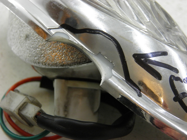 photo de KIERUNKOWSKAZ PRZEDNI LEWY YAMASAKI YM50QT-N3 RETRO 50 (2012 - 2014) - Szczegół części