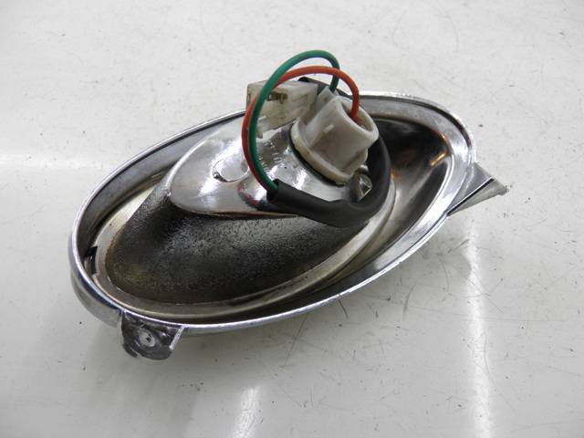 photo de KIERUNKOWSKAZ PRZEDNI LEWY YAMASAKI YM50QT-N3 RETRO 50 (2012 - 2014) - Zbliżenie techniczne