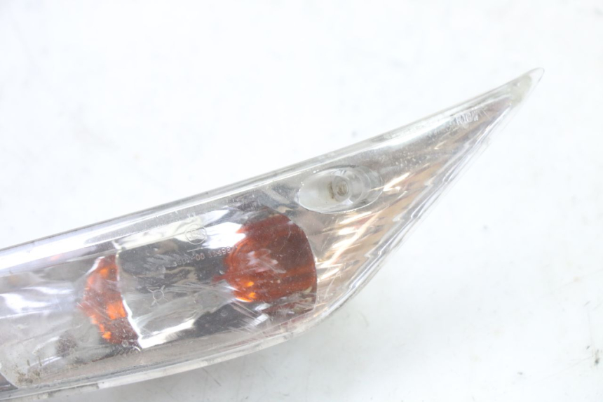 photo de KIERUNKOWSKAZ PRZEDNI LEWY PIAGGIO ZIP 4T 50 (2018 - 2020) - Zoom stanu zużycia