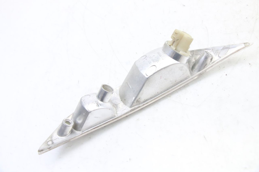 photo de KIERUNKOWSKAZ PRZEDNI LEWY PIAGGIO ZIP 4T 50 (2018 - 2020) - Zbliżenie techniczne