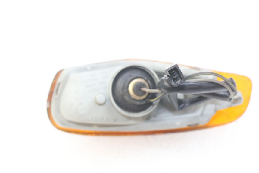 photo de KIERUNKOWSKAZ PRZEDNI LEWY KAWASAKI ZZR 600 (1995 - 2004) - Zbliżenie techniczne