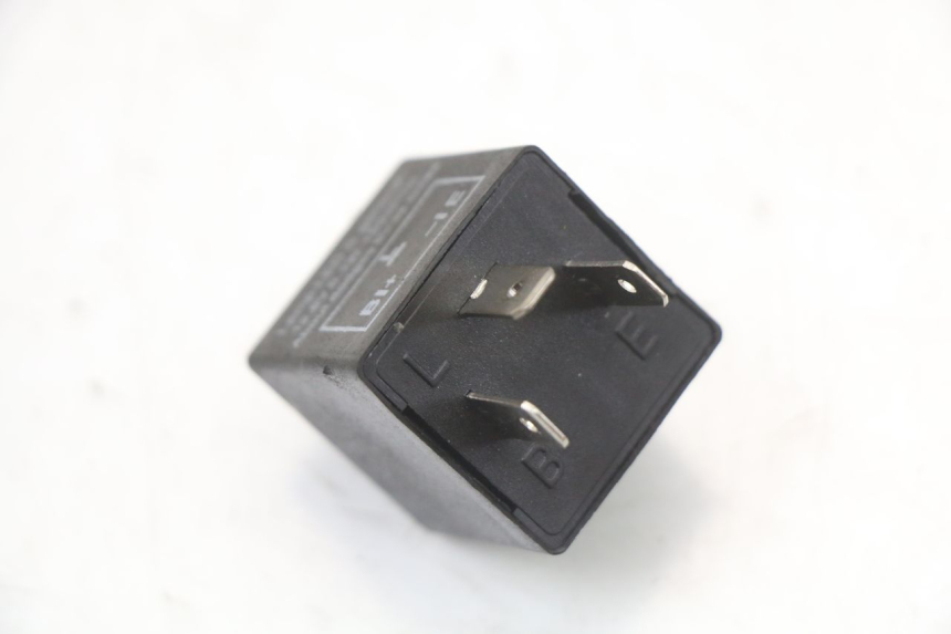 photo de KIERUNKOWSKAZ PRZEDNI HYOSUNG GTR 125 (2006 - 2008) - Punkty mocowania