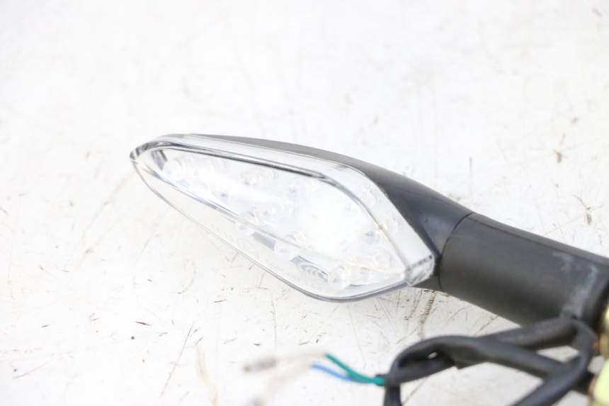 photo de KIERUNKOWSKAZ PRZEDNI KIDEN KD125-G 125 (2018 - 2022) - Punkty mocowania