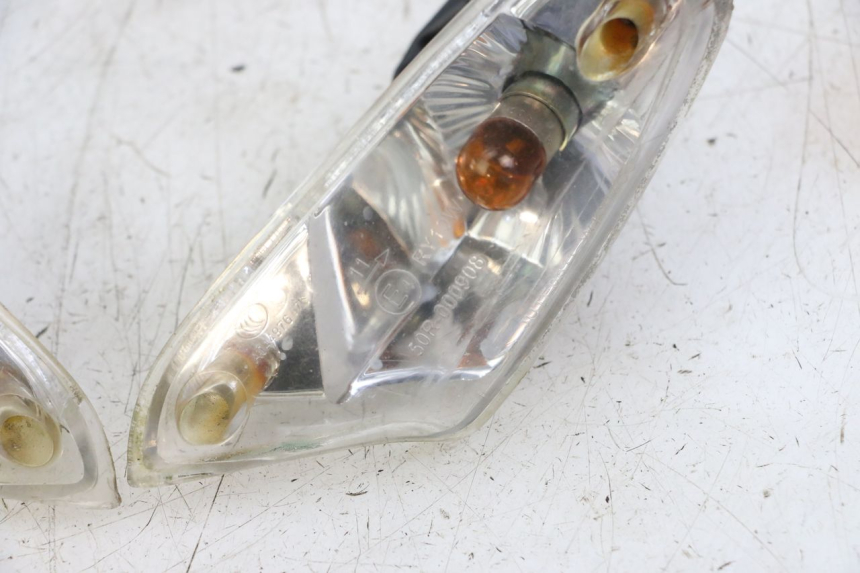 photo de KIERUNKOWSKAZ PRZEDNI KYMCO AGILITY 4T 50 (2018 - 2022) - Punkty mocowania