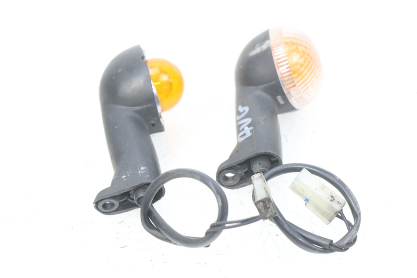 photo de KIERUNKOWSKAZ PRZEDNI PEUGEOT LUDIX 50 (2008 - 2017) - Inny kąt widzenia