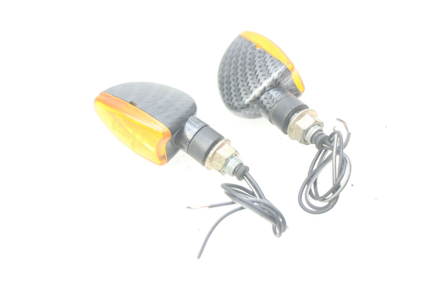 photo de KIERUNKOWSKAZ PRZEDNI PEUGEOT LUDIX 50 (2008 - 2017) - Szczegół części