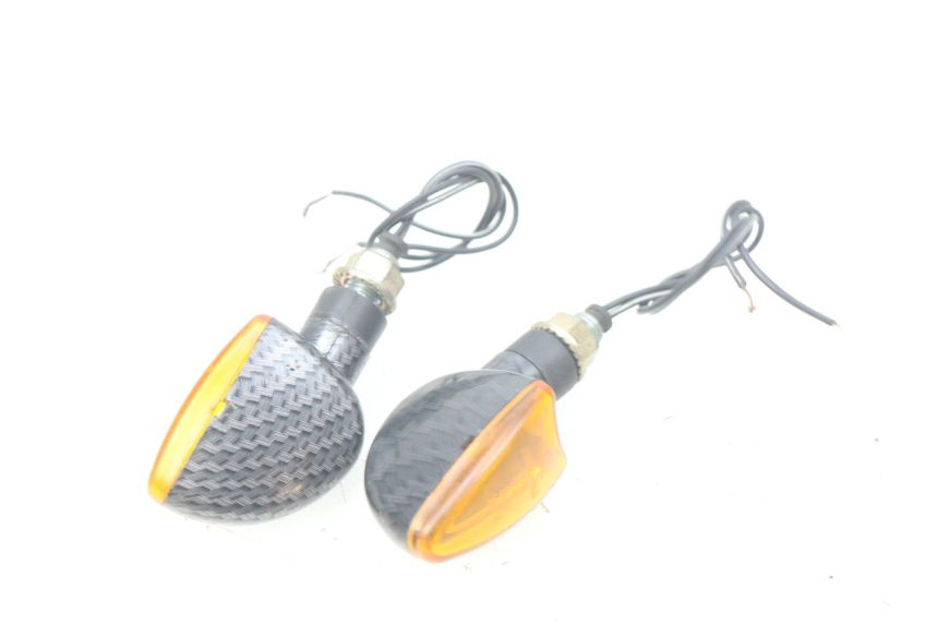 photo de KIERUNKOWSKAZ PRZEDNI PEUGEOT LUDIX 50 (2008 - 2017) - Zoom stanu zużycia