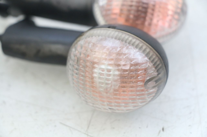 photo de KIERUNKOWSKAZ PRZEDNI PEUGEOT LUDIX 50 (2008 - 2017) - Zoom stanu zużycia