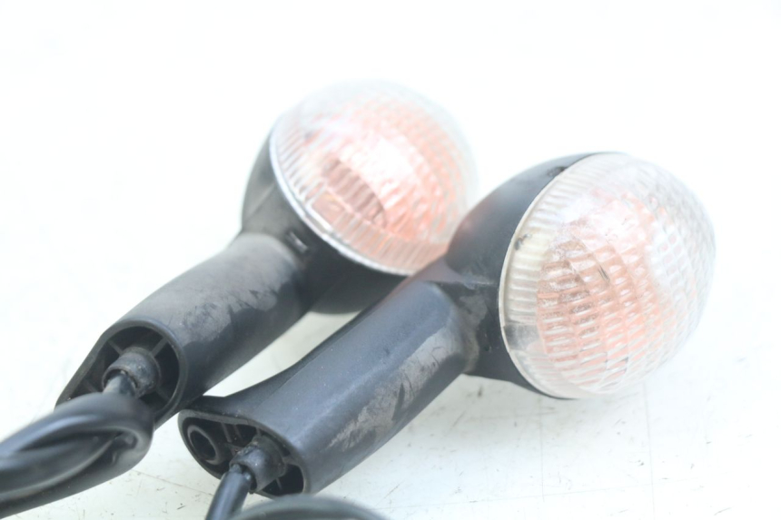 photo de KIERUNKOWSKAZ PRZEDNI PEUGEOT LUDIX 50 (2008 - 2017) - Zbliżenie techniczne