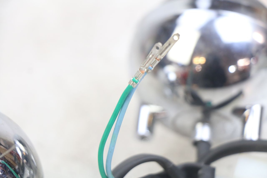 photo de KIERUNKOWSKAZ PRZEDNI JM MOTORS MIA 50 (2017 - 2020) - Zoom stanu zużycia