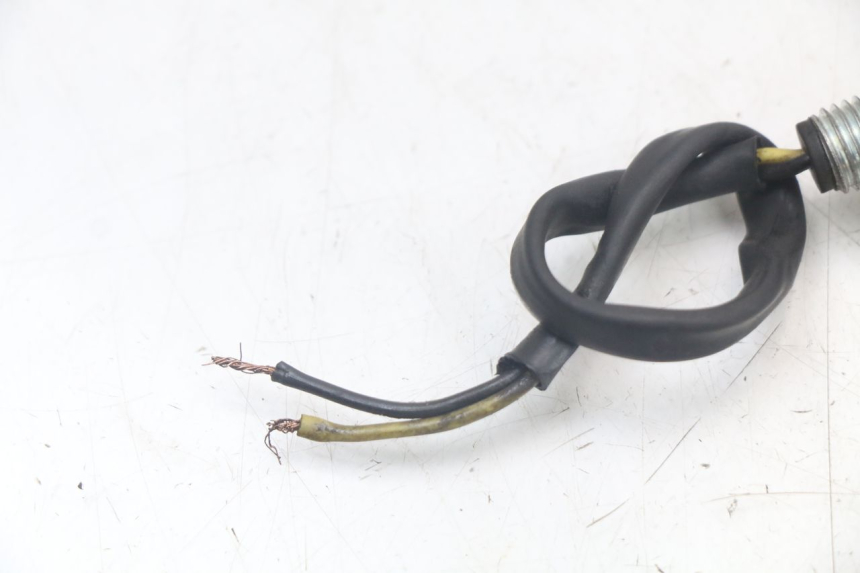 photo de KIERUNKOWSKAZ PRZEDNI HONDA NTV DEAUVILLE 650 (1998 - 2001) - Zbliżenie techniczne