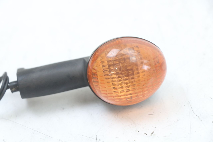 photo de KIERUNKOWSKAZ PRZEDNI PEUGEOT LUDIX 50 (2005 - 2007) - Punkty mocowania