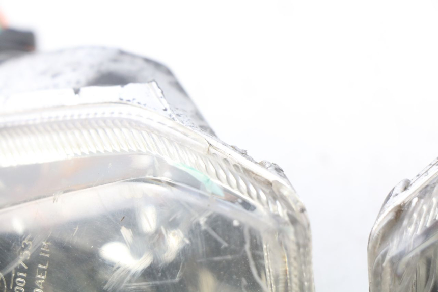 photo de KIERUNKOWSKAZ PRZEDNI DAELIM S4 50 (2010 - 2015) - Oznaczenia i referencje