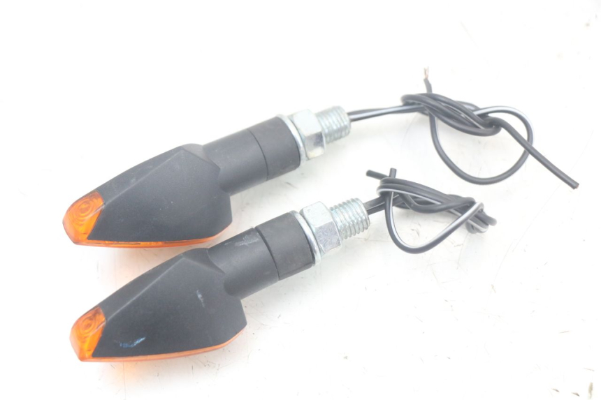 photo de KIERUNKOWSKAZ PRZEDNI DERBI SENDA SM X-TREME 50 (2006 - 2010) - Oznaczenia i referencje