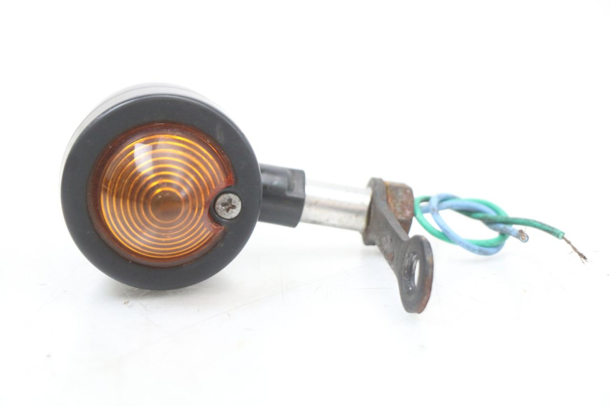 photo de KIERUNKOWSKAZ PRZEDNI HARLEY DAVIDSON SPORTSTER XL CUSTOM 1200 (2003 - 2004) - Zbliżenie techniczne