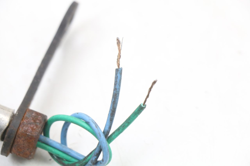 photo de KIERUNKOWSKAZ PRZEDNI HARLEY DAVIDSON SPORTSTER XL CUSTOM 1200 (2003 - 2004) - Punkty mocowania