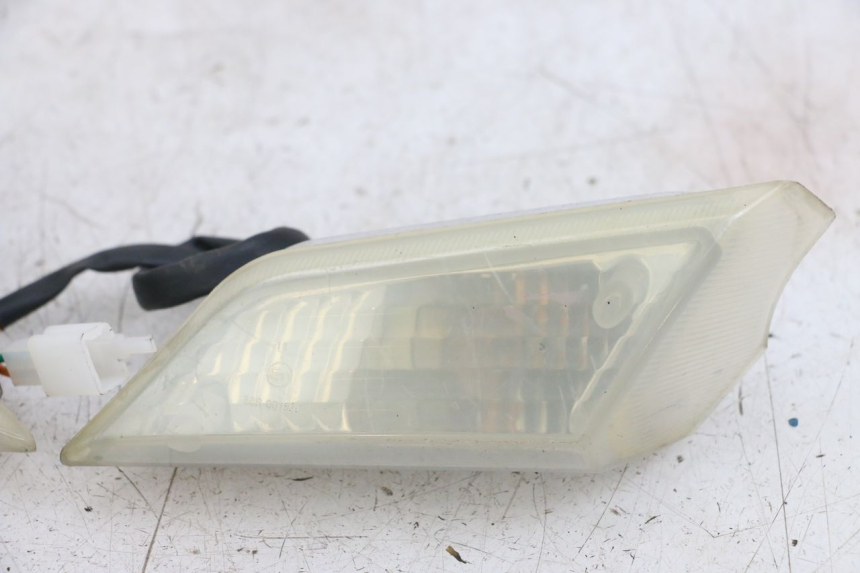 photo de KIERUNKOWSKAZ PRZEDNI VASTRO STREET X 4T 50 (2016 - 2021) - Punkty mocowania