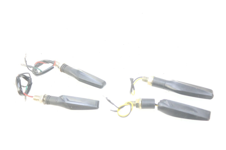 photo de KIERUNKOWSKAZ PRZEDNI KEEWAY TX 50 (2008 - 2015) - Zbliżenie techniczne