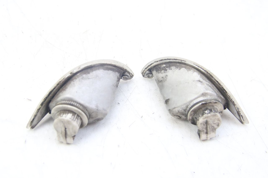 photo de KIERUNKOWSKAZ PRZEDNI PIAGGIO VESPA S 2T 50 (2007 - 2014) - Zoom stanu zużycia