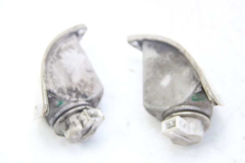 photo de KIERUNKOWSKAZ PRZEDNI PIAGGIO VESPA S 2T 50 (2007 - 2014) - Punkty mocowania